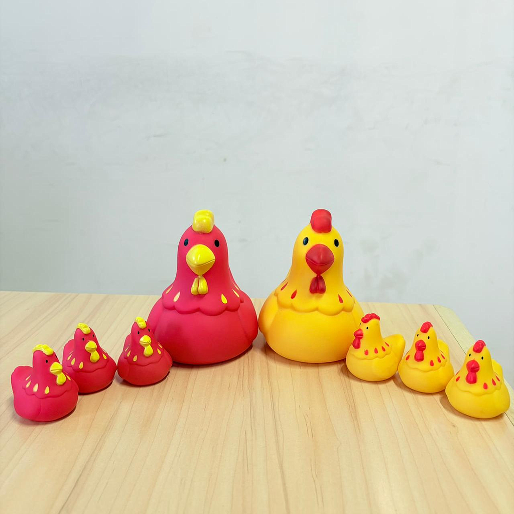 Squeaker Hewan Ayam + 3 Anak Haha Jala @132